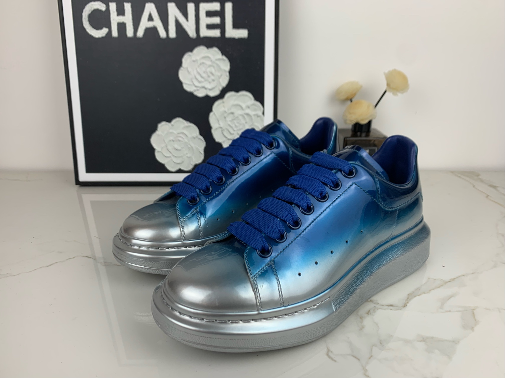 99新 Alexander McQueen/亚历山大·麦昆 银色渐变蓝 /jm00068