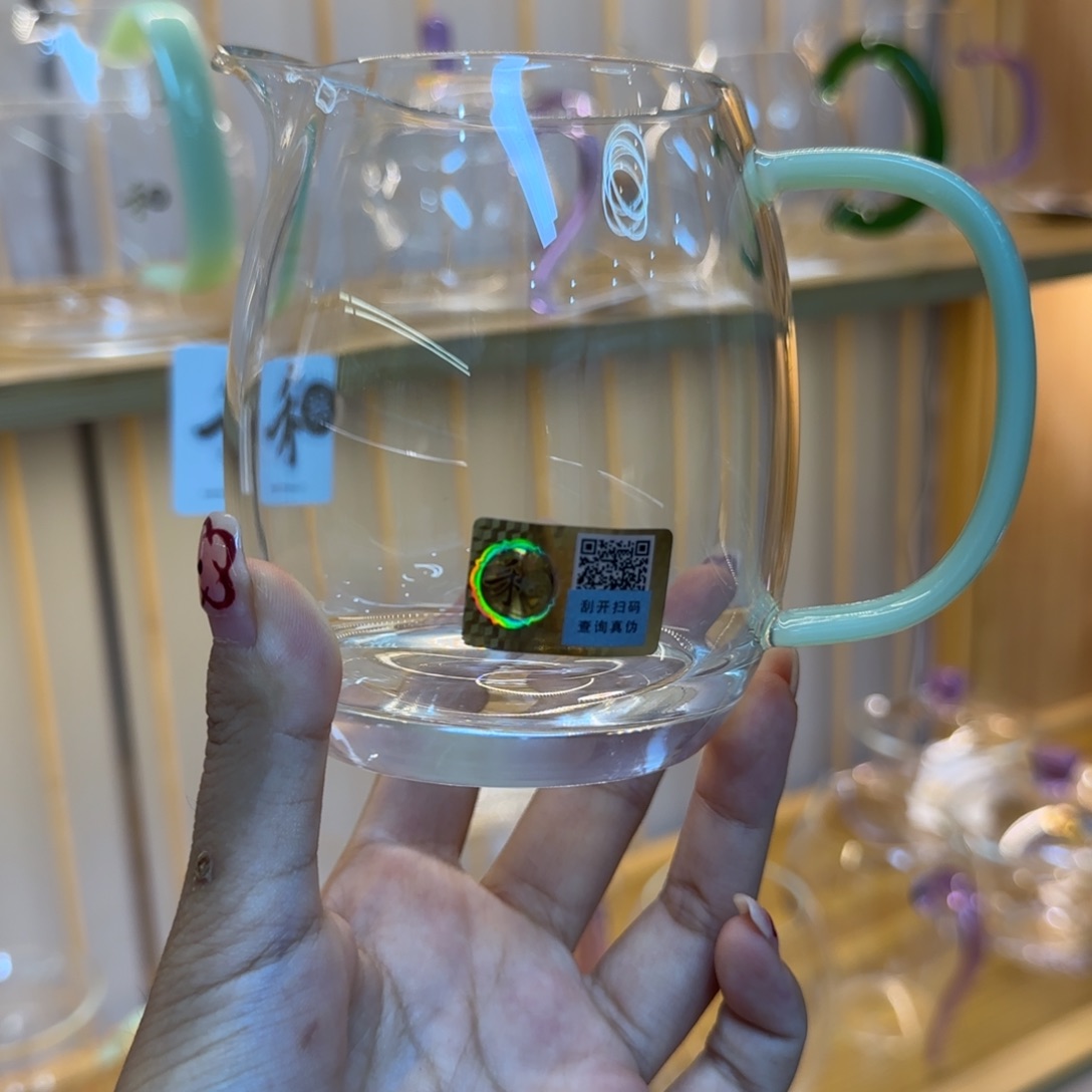 禾器澄然浅玉色。。。