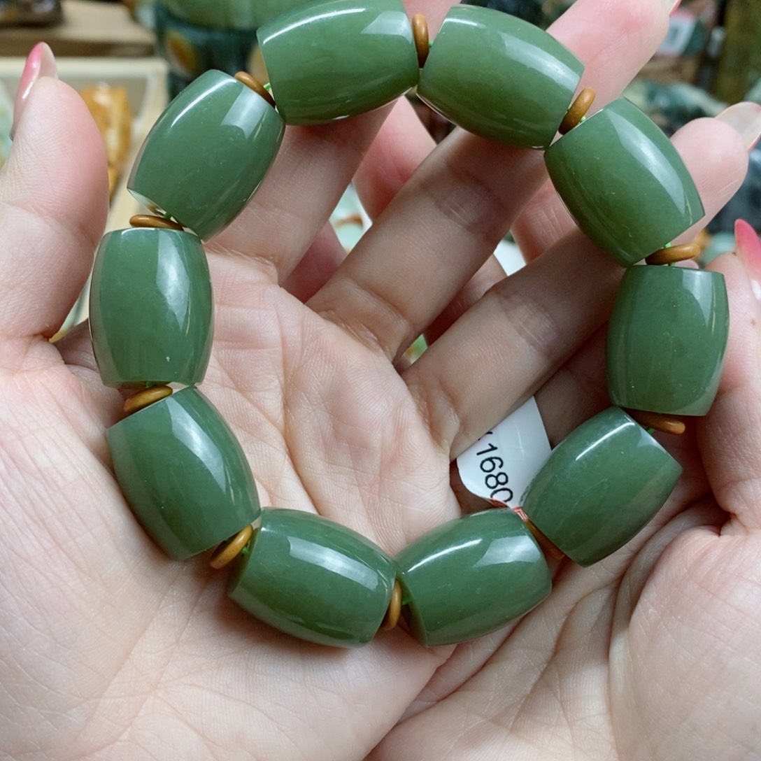 透闪石质玉手链未镶嵌