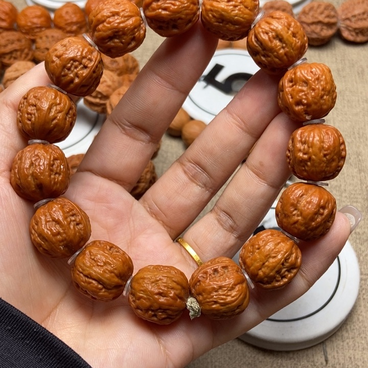 文玩核桃吊坠八棱方墩