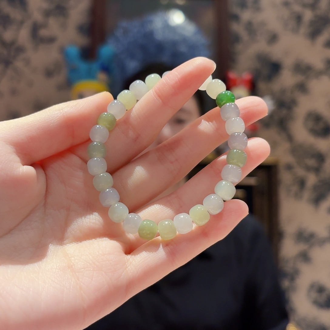 和田玉未镶嵌手链多样性发其一