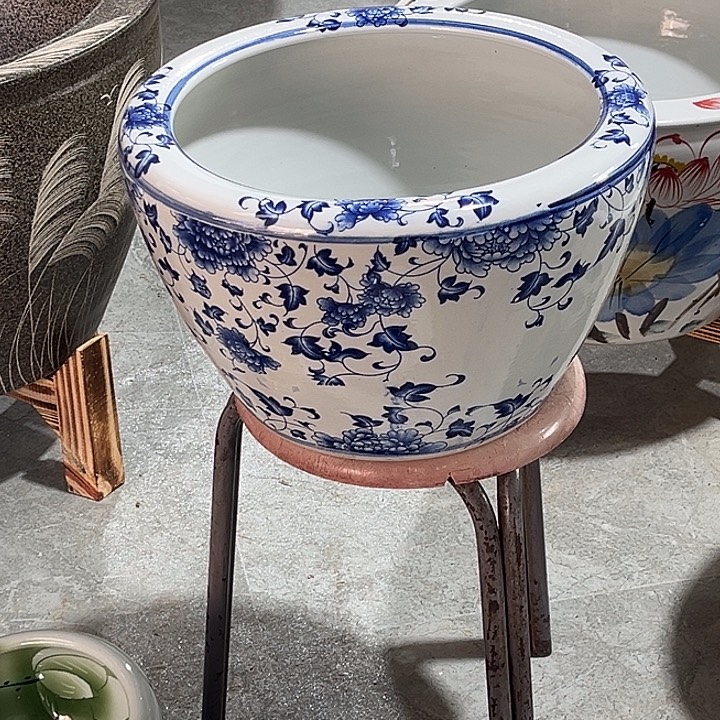 摆件景德镇陶瓷鱼缸艺术