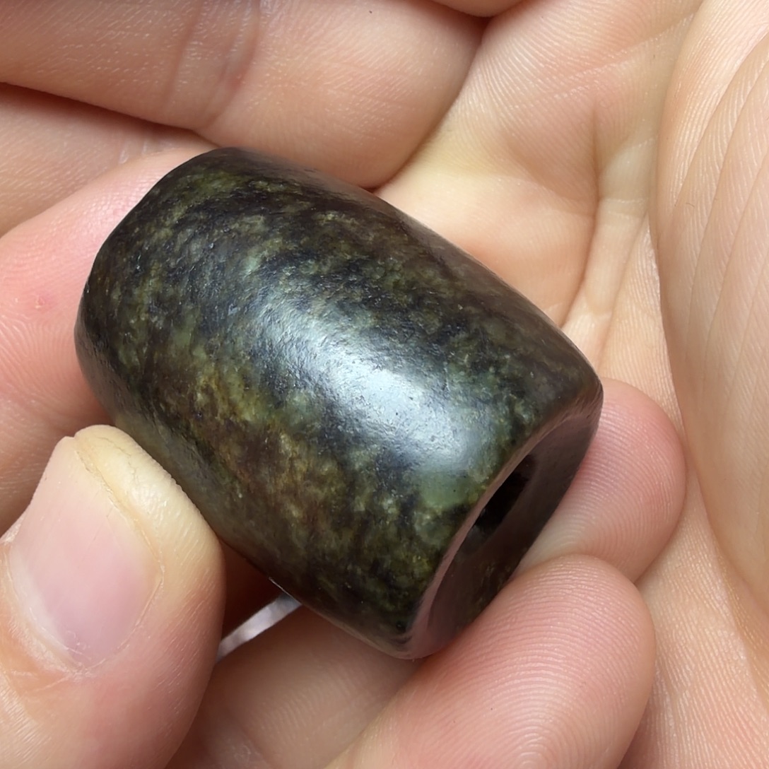 用***6和田玉（糖玉）未镶嵌挂件