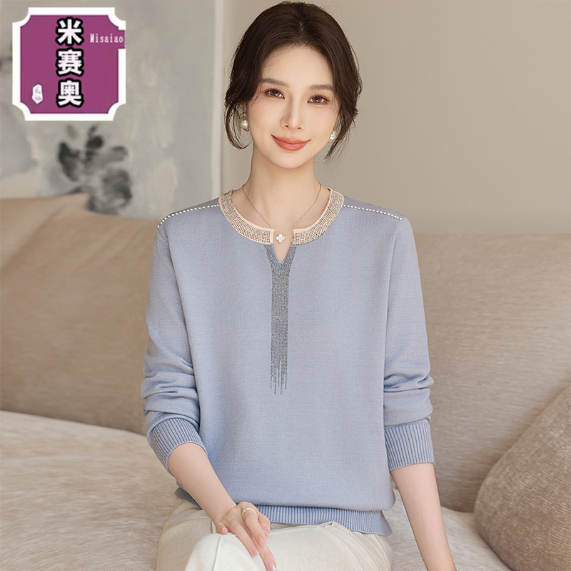 2025年新款妈妈秋装针织衫中老年女装春秋气质百搭上衣秋季打底衫