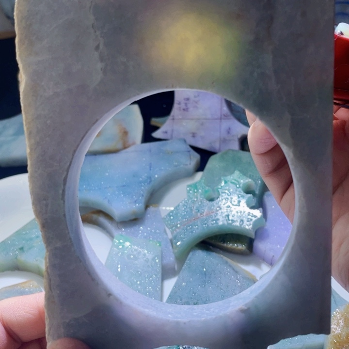 颈饰未镶嵌翡翠天然缅甸翡翠