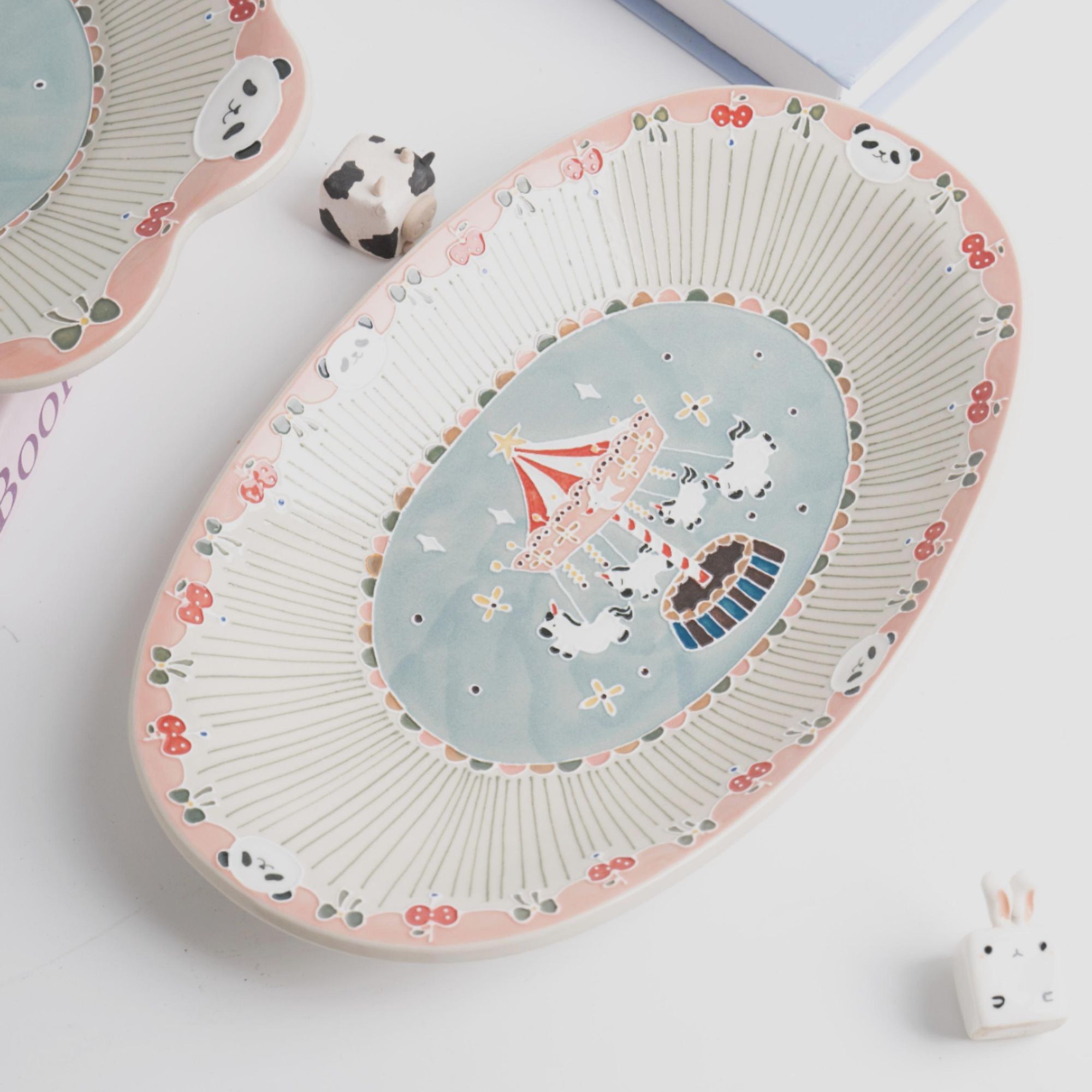 上禾下皿 | 旋转木马熊猫椭圆鱼盘