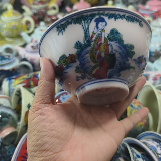 摆件瓷哈哈哈过哈哈哈刚刚哈哈