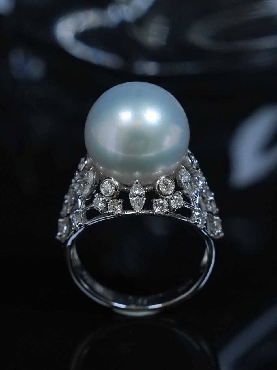 美珍真 18K金镶嵌钻石 澳白珍珠戒指 海水珍珠 13-14mm大气设计款