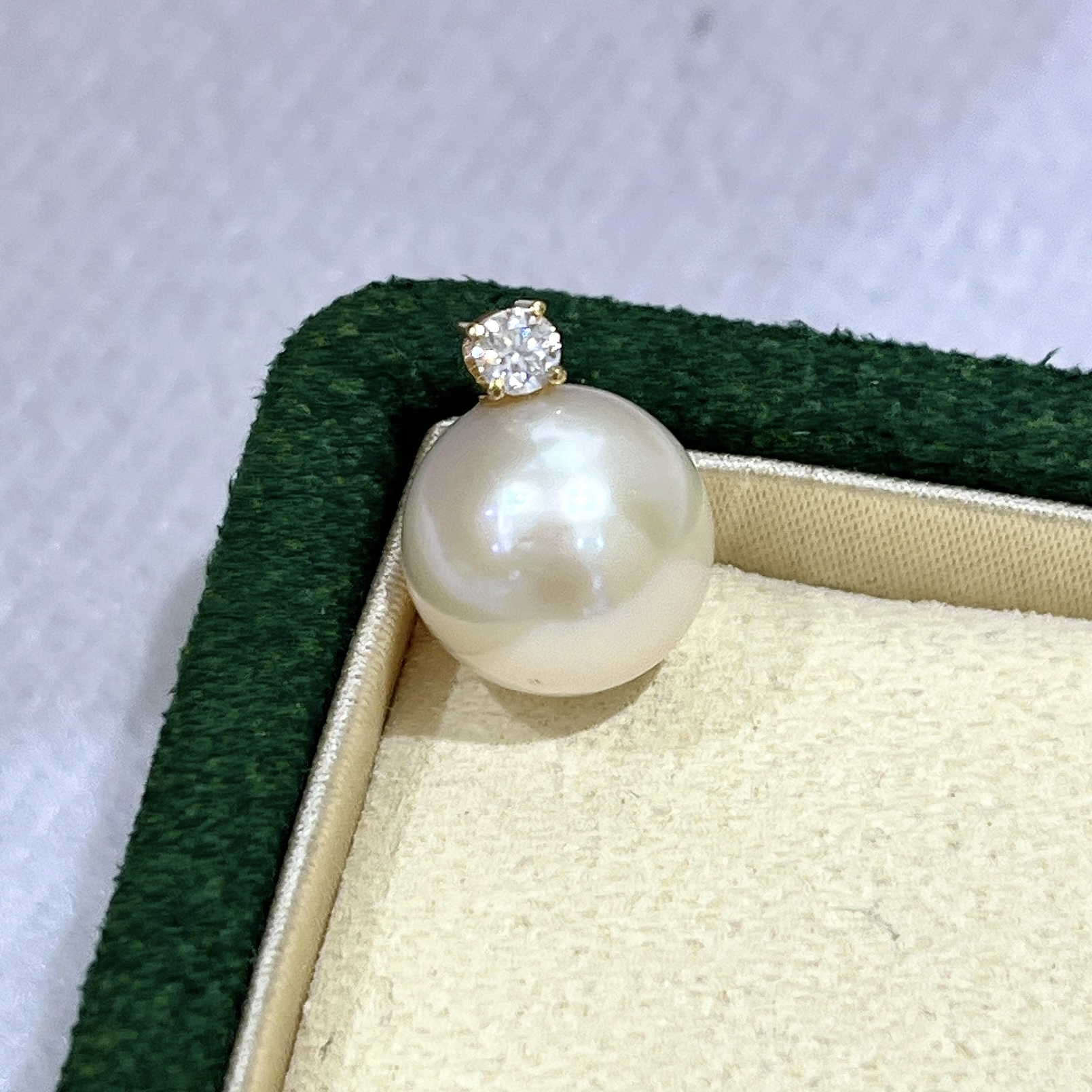 天然珍珠 淡水白珠18K金吊坠 11-12MM R067