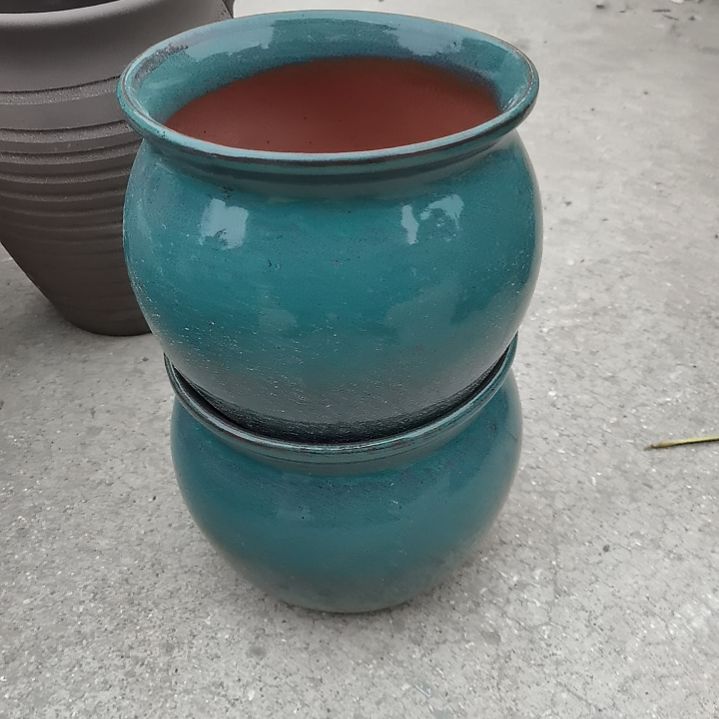 红陶口18高16瑕疵两个