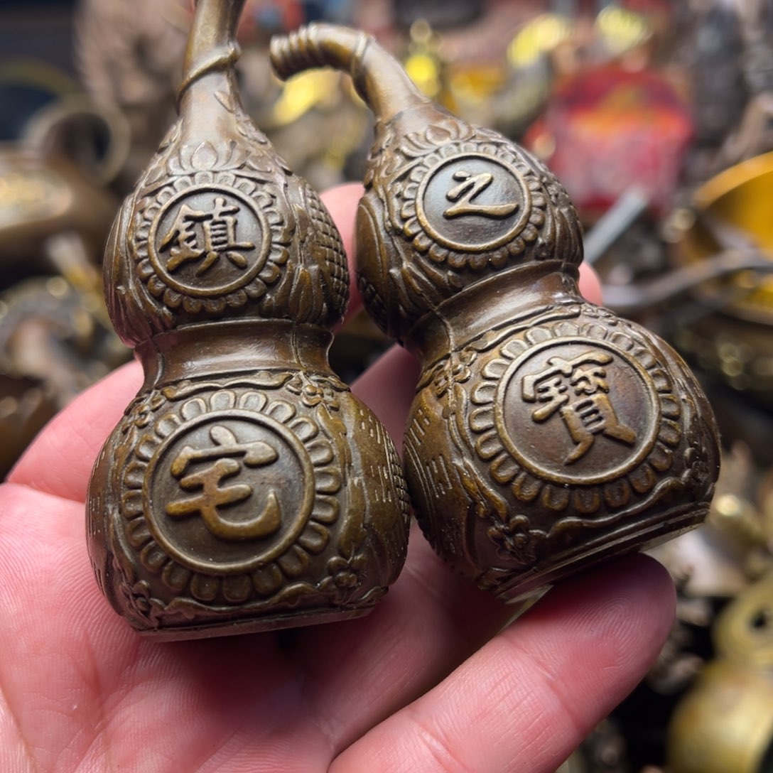 茶壶香炉铜器摆件