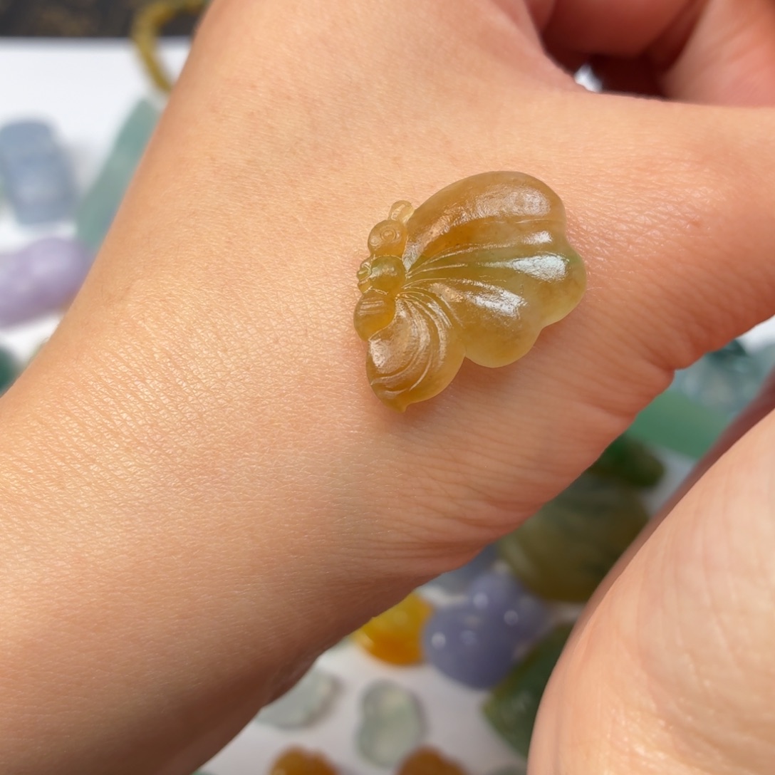 定制翡翠未镶嵌蝴蝶