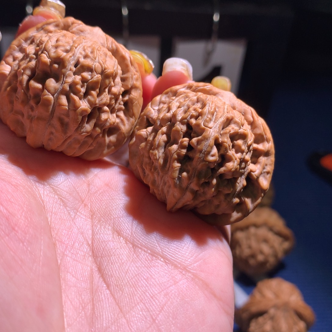 艺***_文玩核桃吊坠101汗高楼