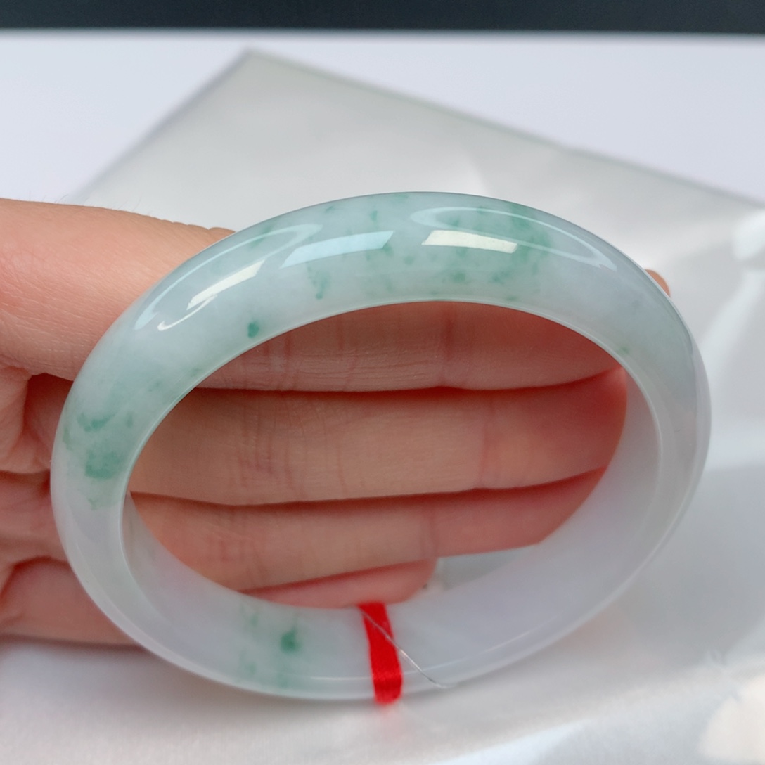 翡翠手镯未镶嵌54.4正圈