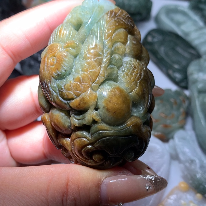 翡翠未镶嵌颈饰保真天然A货翡翠