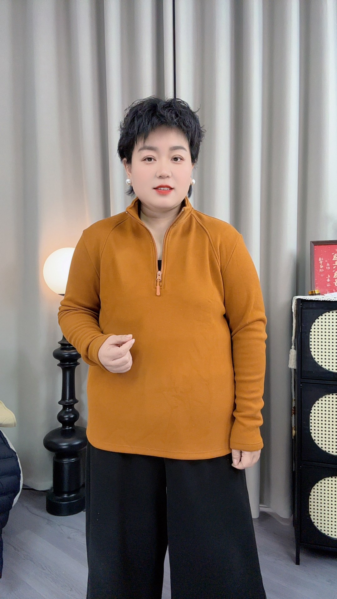 大码秋冬小立领德绒上衣时尚套头半拉链保暖加厚绒长袖卫衣