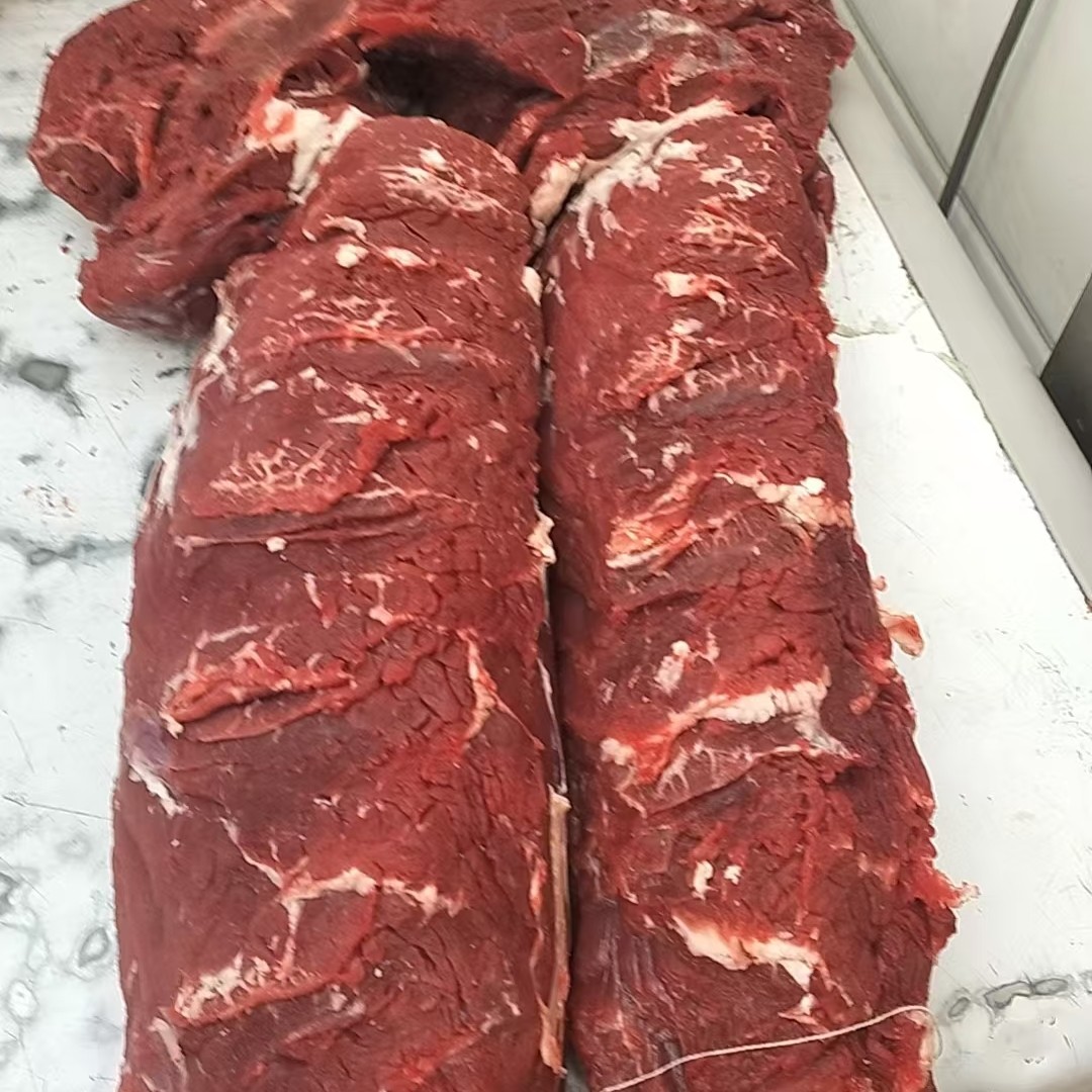 兰大优鲜牛里脊一条约5斤