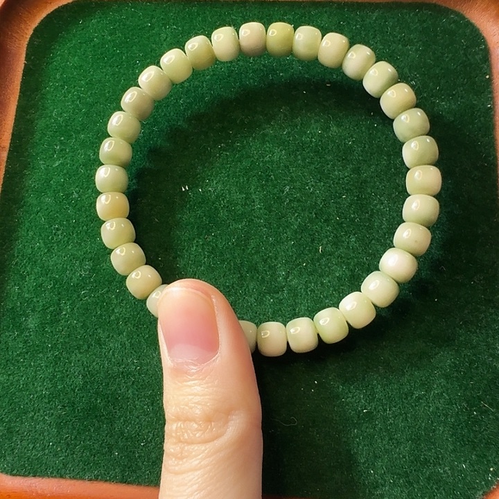 菩提根/象牙果吊坠龙脊手串