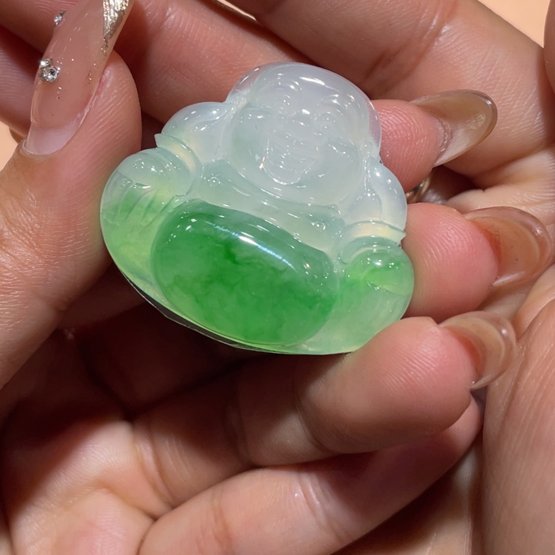 颈饰未镶嵌翡翠佛公