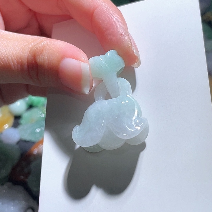 颈饰未镶嵌翡翠天