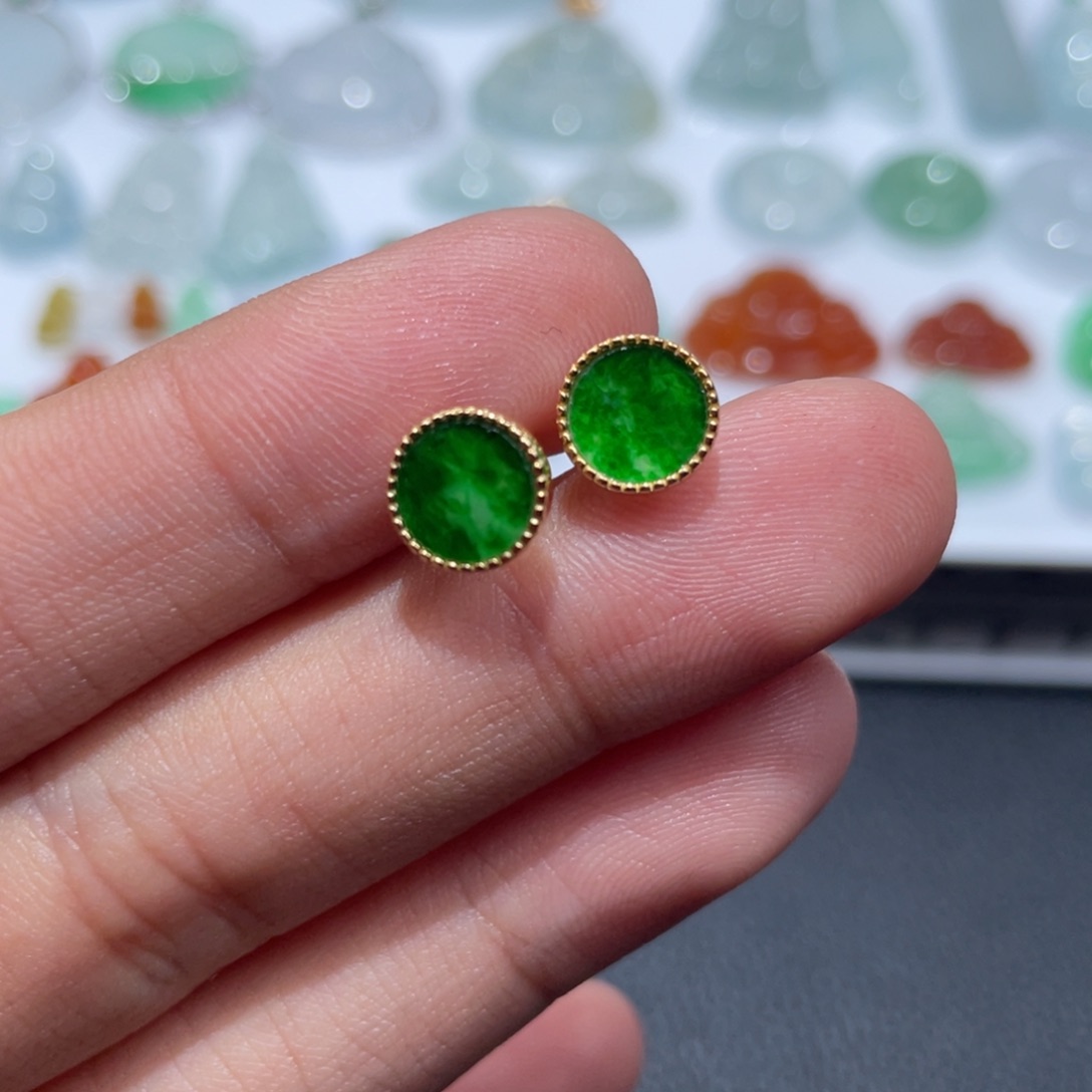 定制翡翠未镶嵌翡翠