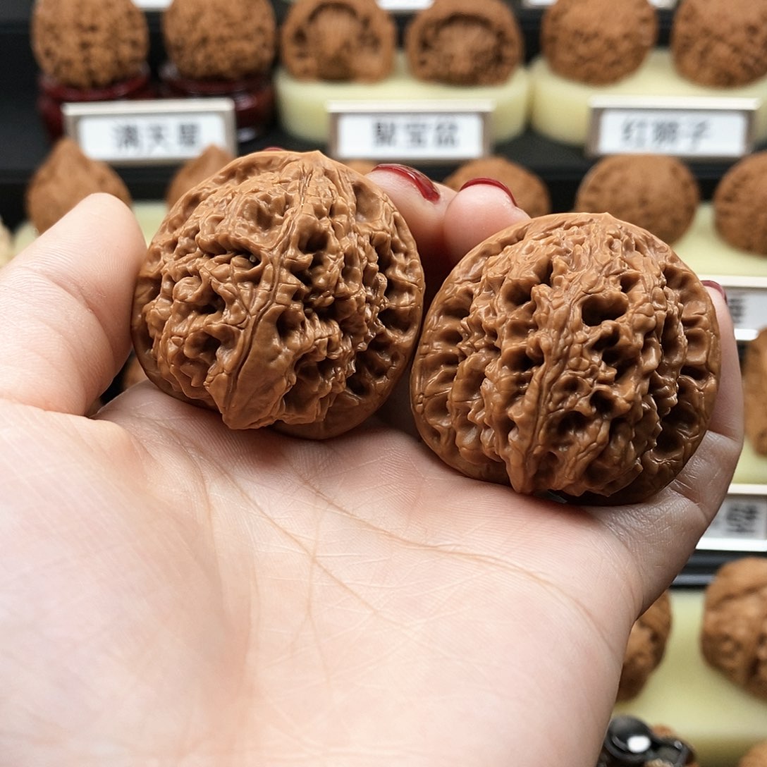 文玩核桃把件水龙41尺5108