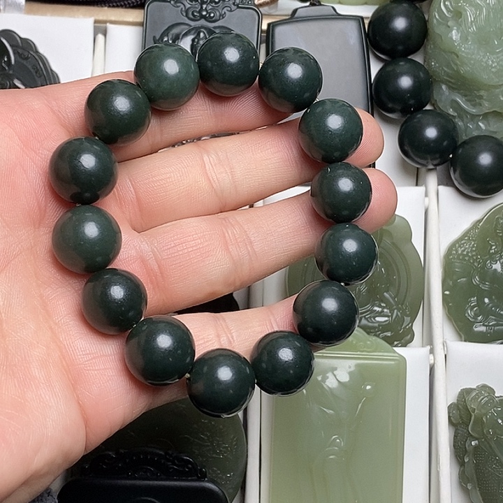 和田玉（青玉）未镶嵌颈饰