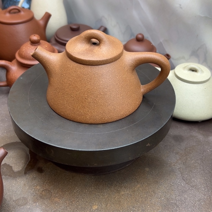 紫砂茶壶五彩段霸王180c c