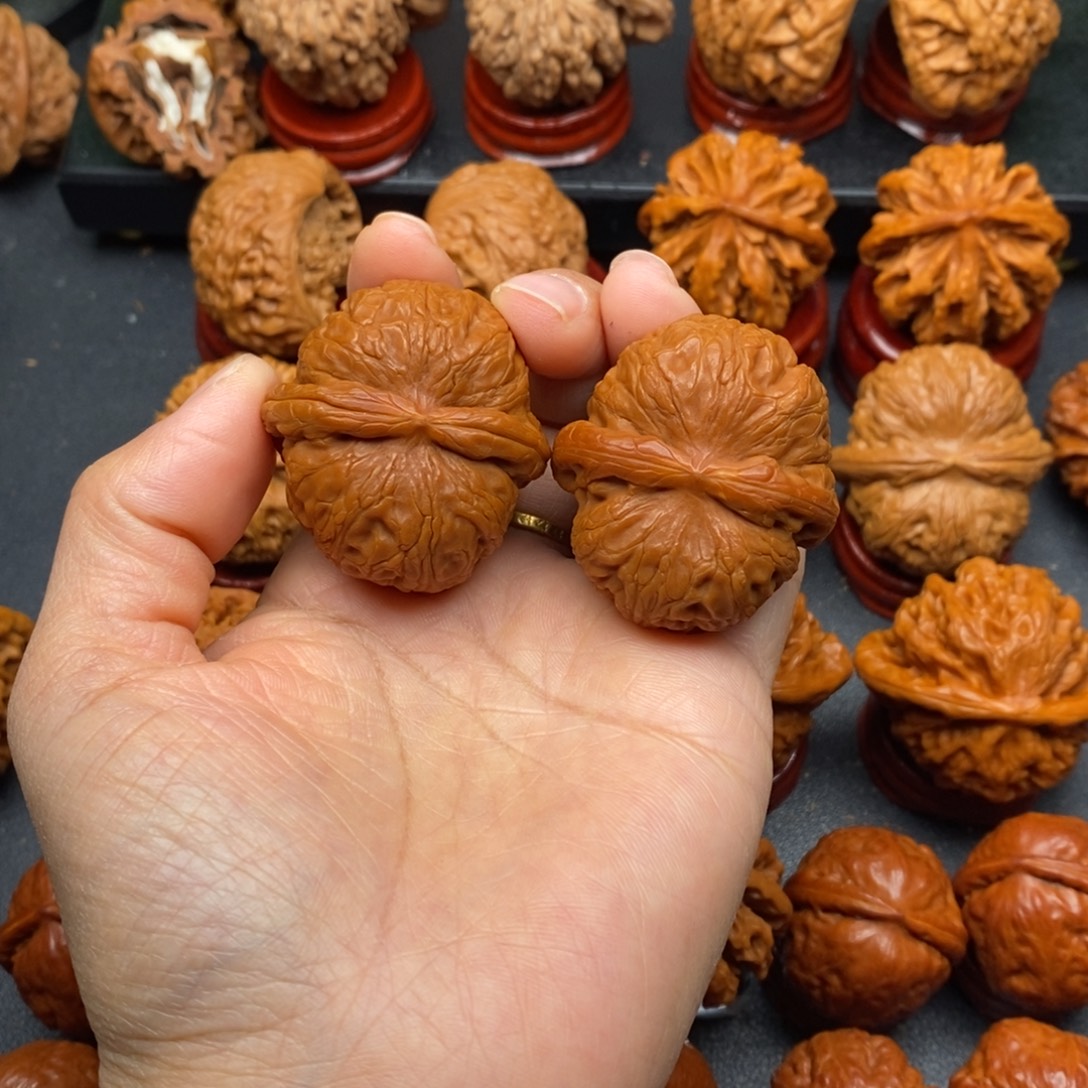 文玩核桃把件40平谷元宝