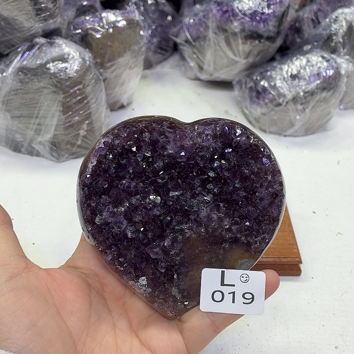 未镶嵌摆件水晶天然紫水晶