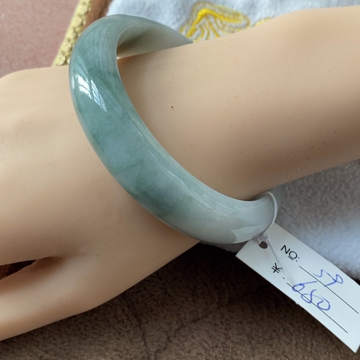 翡翠未镶嵌手镯12468059