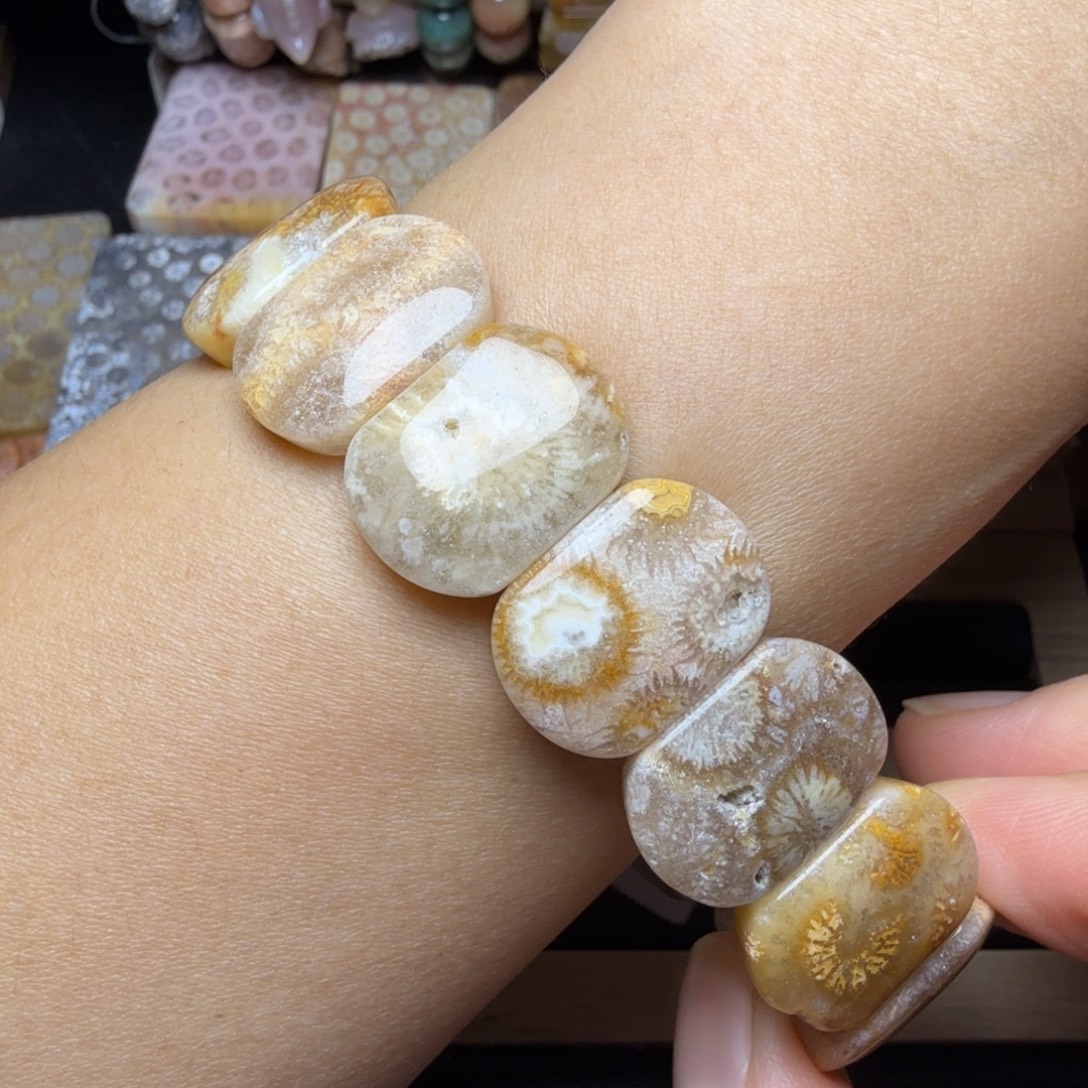 硅化玉未镶嵌爆闪