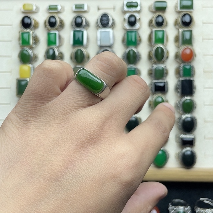 华***子和田玉银S925镶嵌戒指