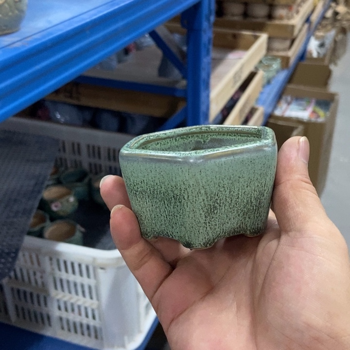 花盆单场满9.9发货7.5*4.5