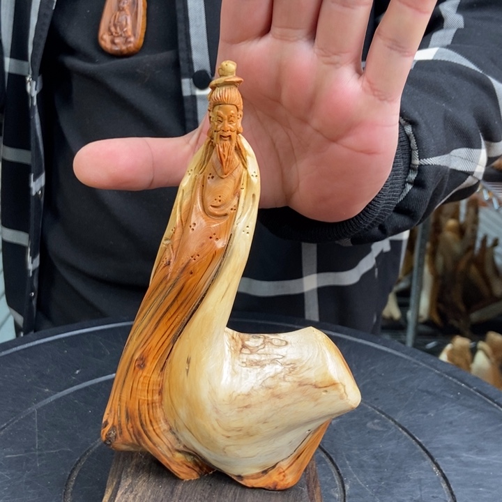 柏木（崖柏）随型摆件