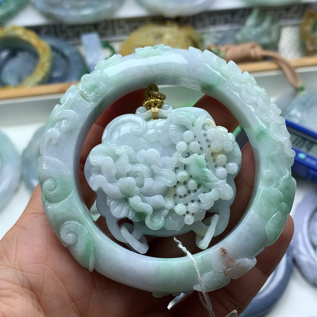 翡翠未镶嵌手镯复古风格55.5