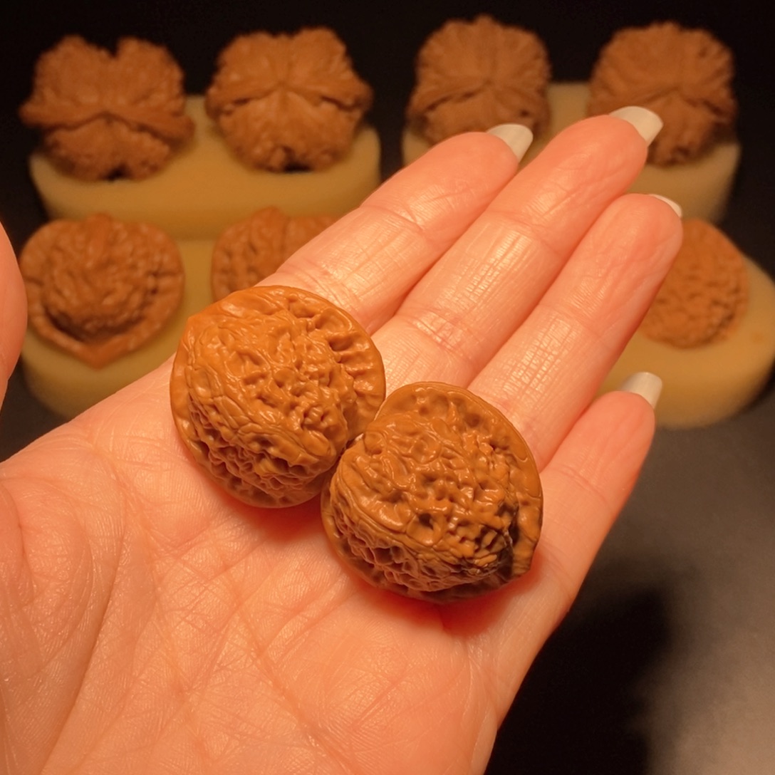 文玩核桃把件宫灯2.9左右 