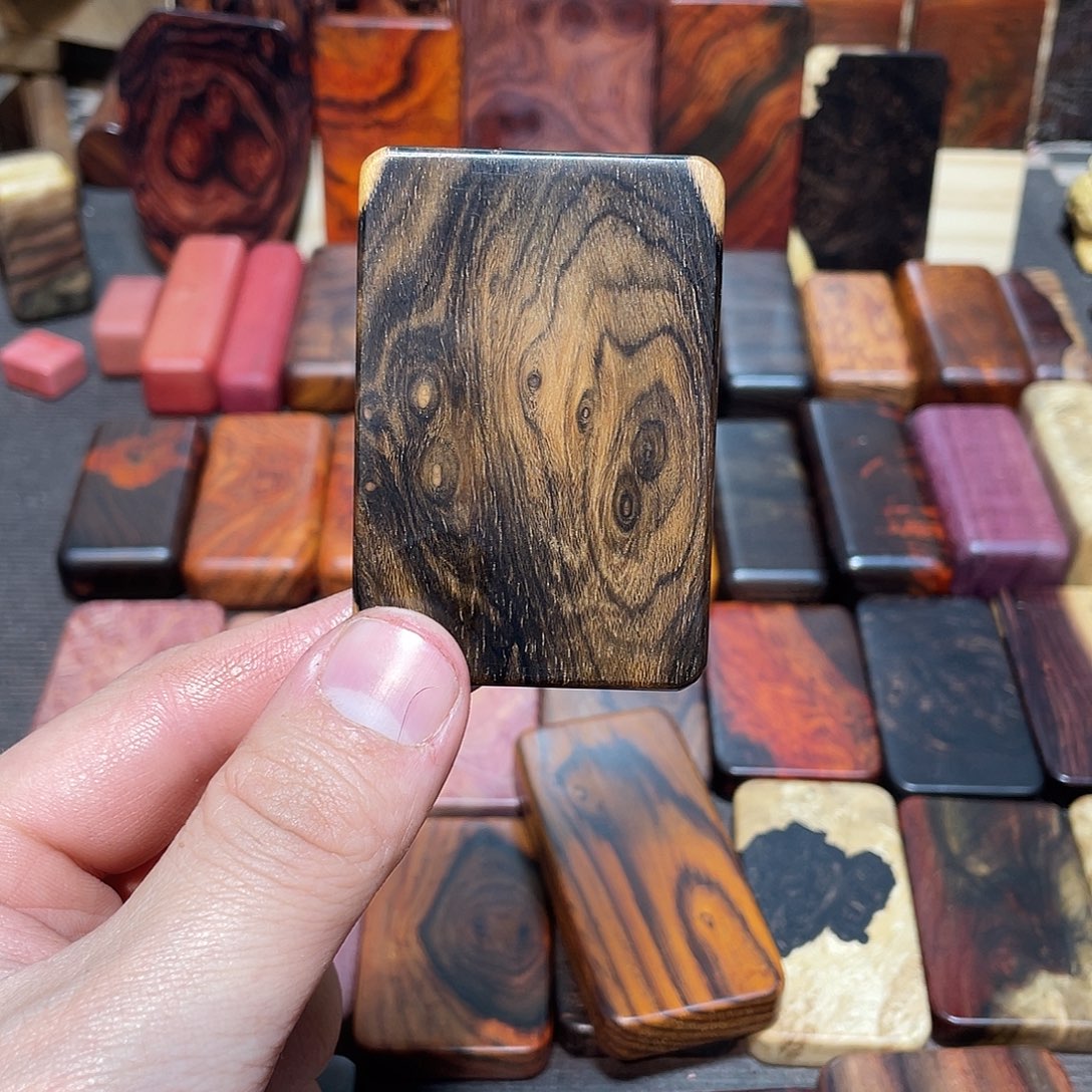 林***人小叶紫檀墨西哥黑市木