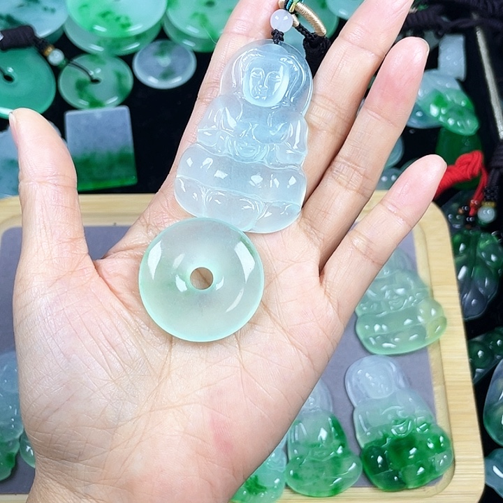 L***）翡翠未镶嵌颈饰吊坠2