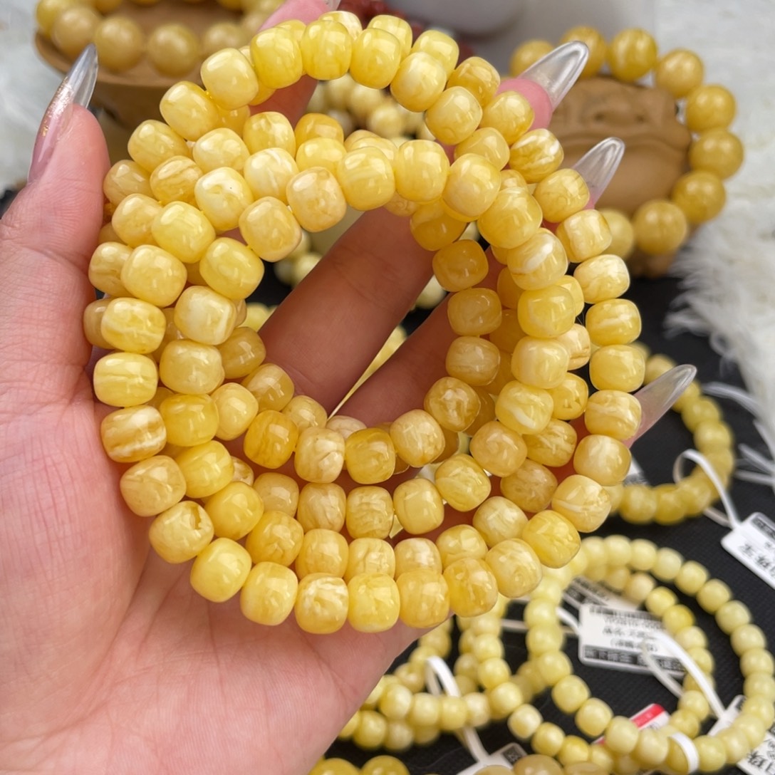 琥珀未镶嵌裸石浓蜡虎皮9