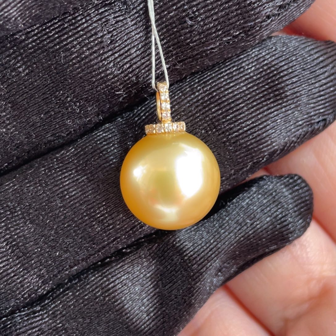 海水珍珠吊坠(不含链)18K金镶嵌12.8mm