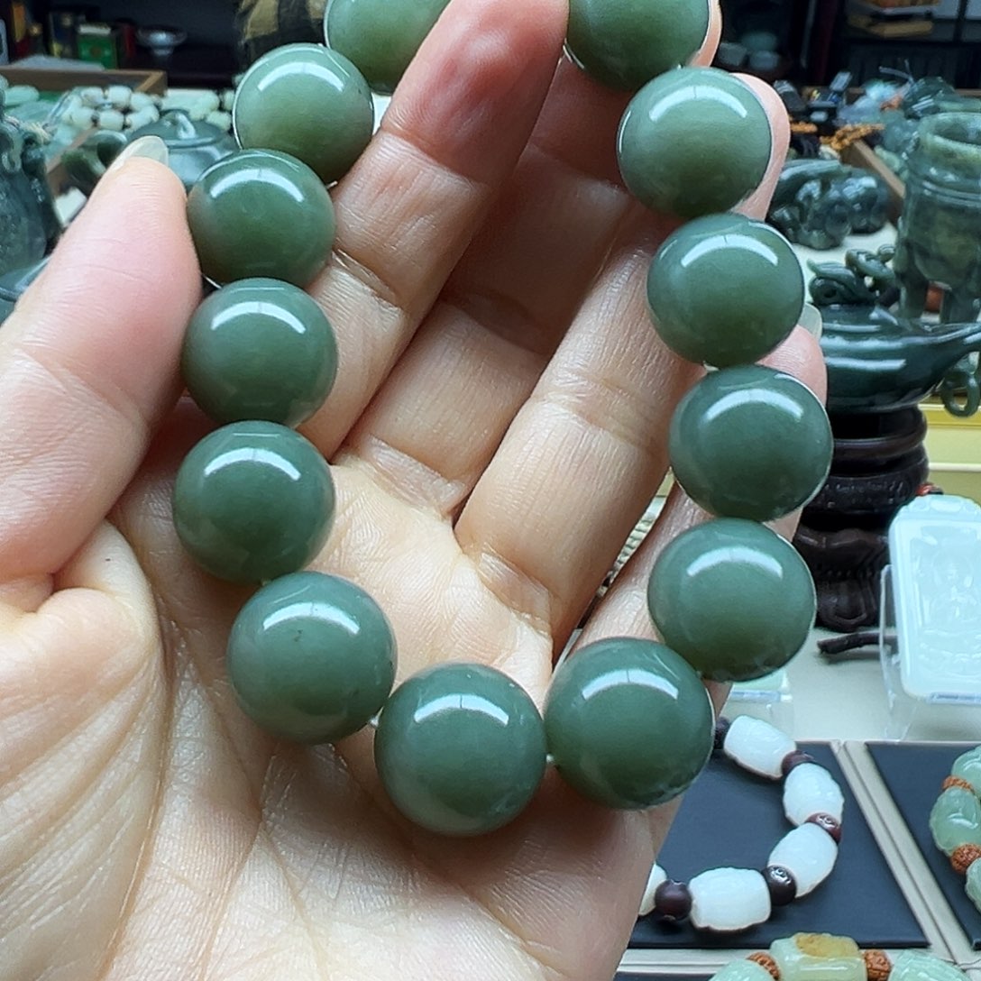 止***水和田玉未镶嵌手串