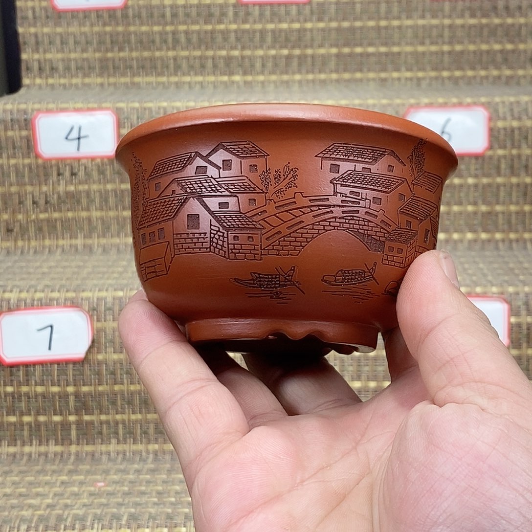 紫砂花盆我在等一