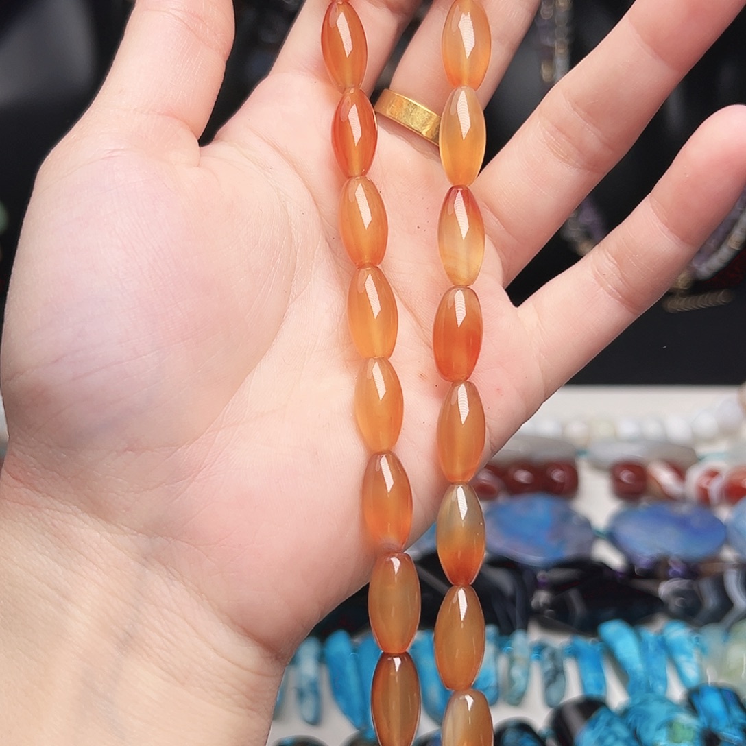 玛瑙/玉髓未镶嵌珠宝半成品c381 8m 小米珠一条