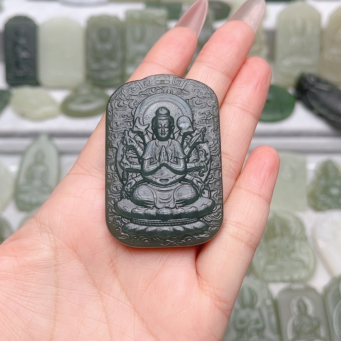 和田玉未镶嵌颈饰