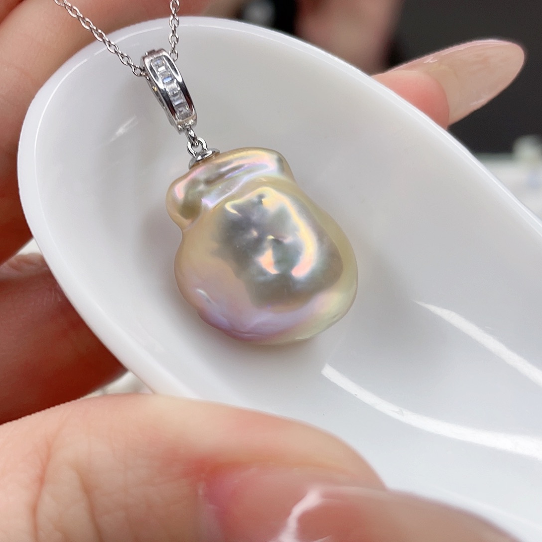 淡水珍珠吊坠(赠链)未镶嵌