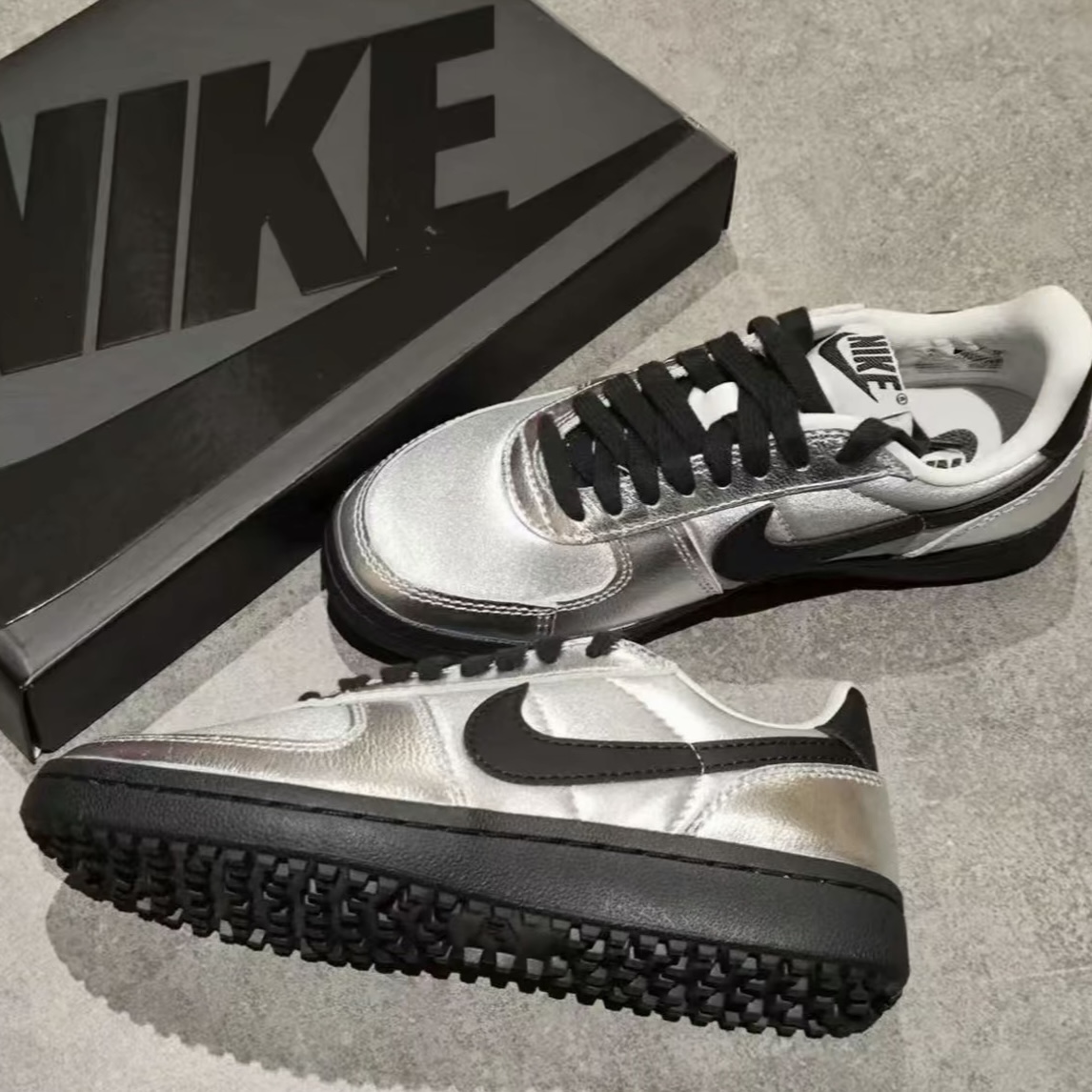 NIKE/耐克男女【门店正品】液态银复古运动流光风板鞋HQ7397001 #HN