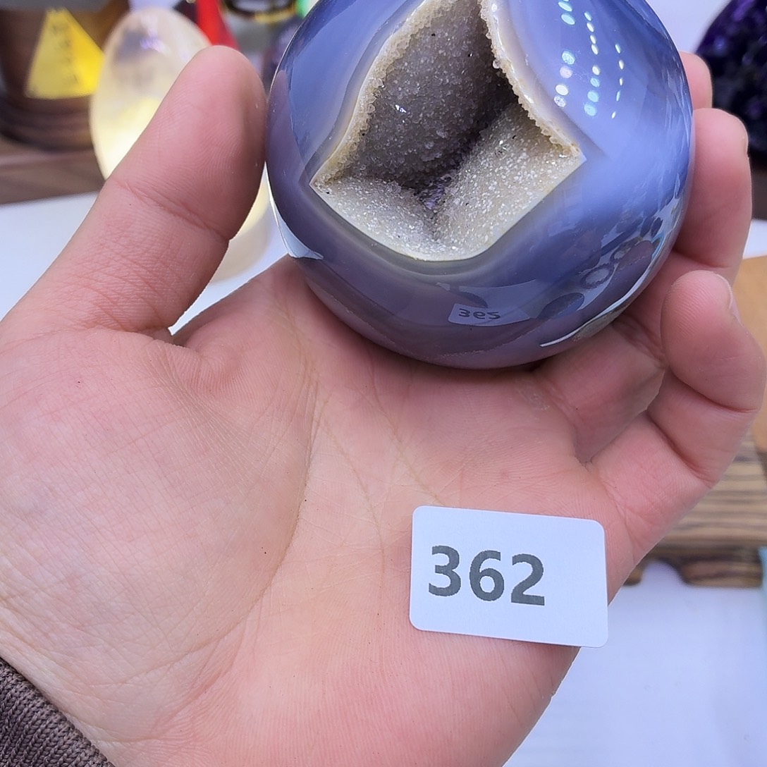 未镶嵌水晶大型摆件（非配饰）