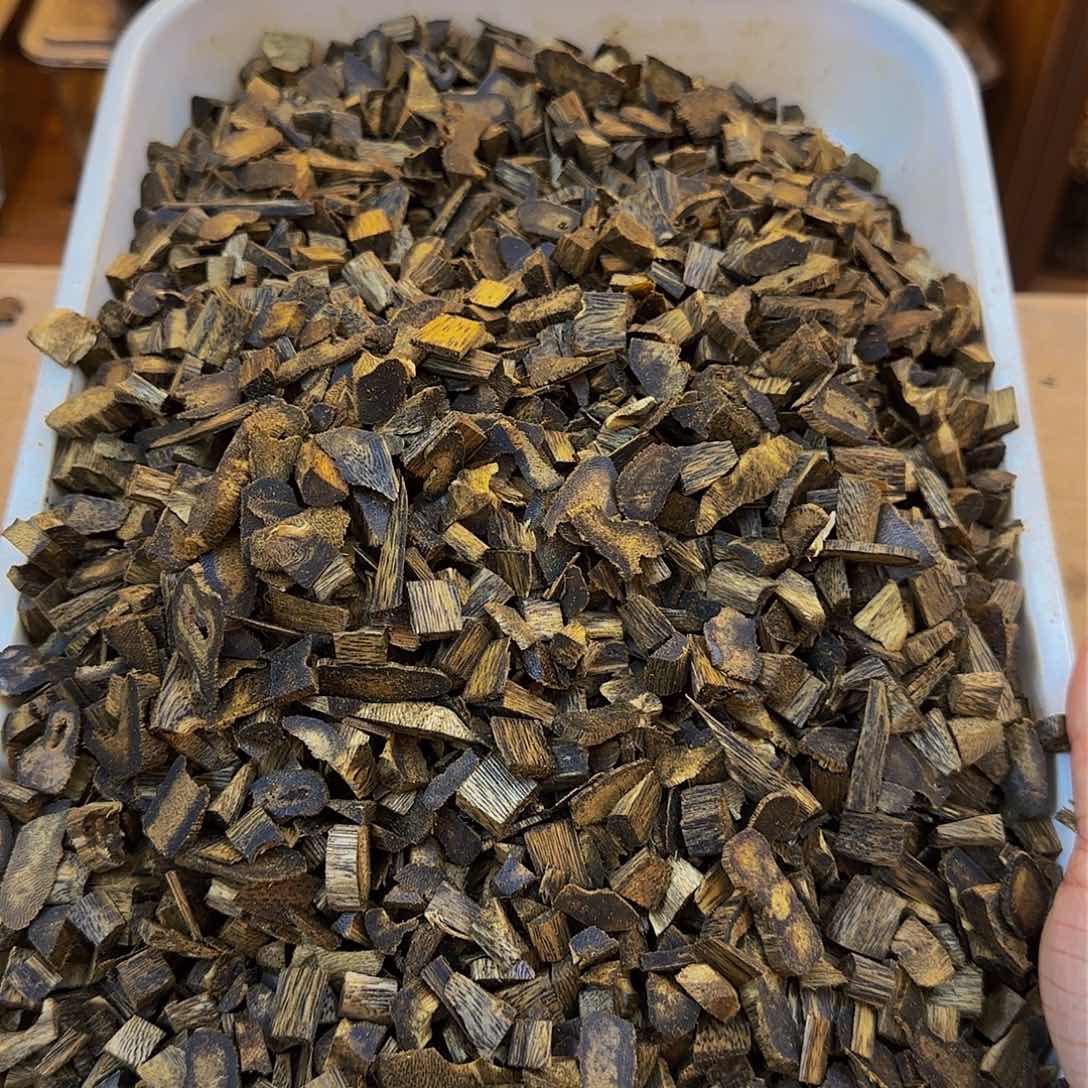 沉香沉香碎屑东江绿品种车珠料100g