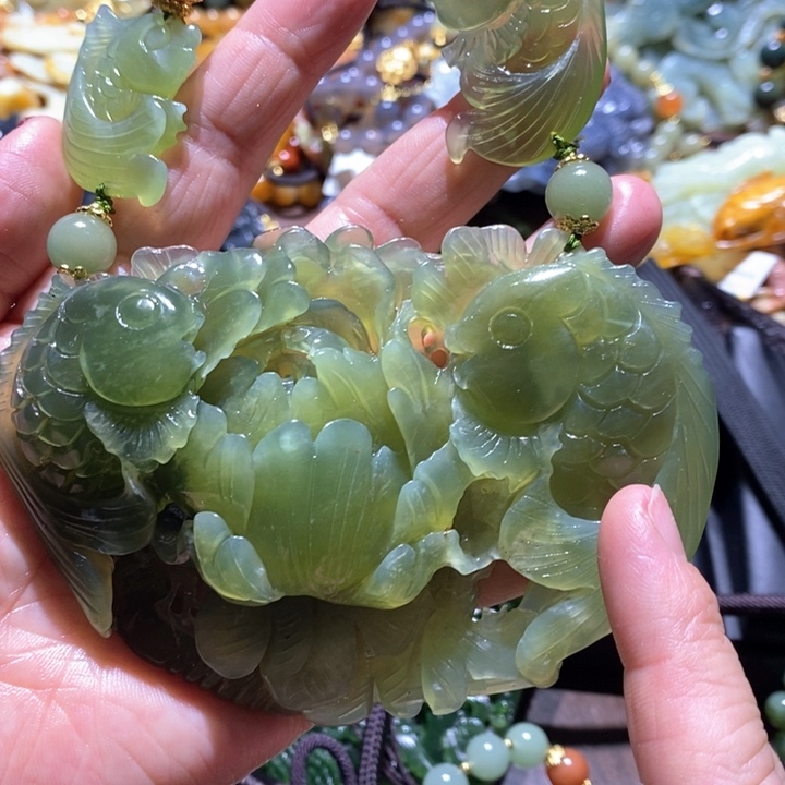 岫玉毛衣链未镶嵌